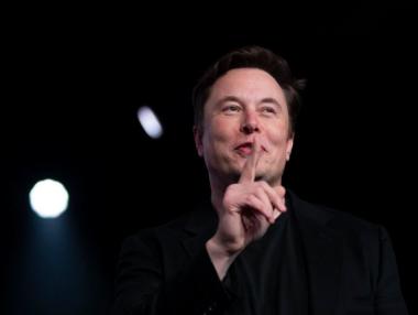 Мъск похарчил $100 млн. за къщи