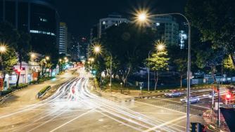 Google Maps ще показва добре осветените улици нощем