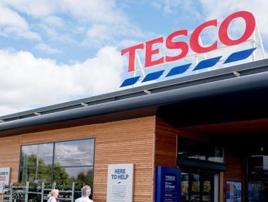 Британската верига Tesco се изтегля от Азия