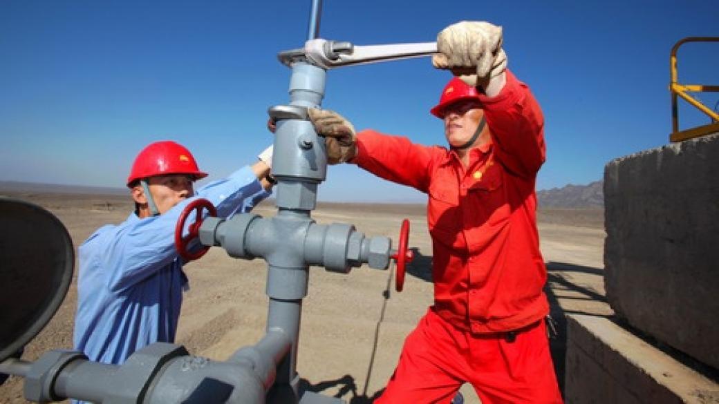 Китай слива трите най-големи оператора на нефт и газ