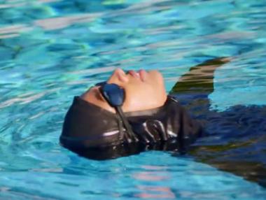 Nike пуска специален хиджаб за плуване