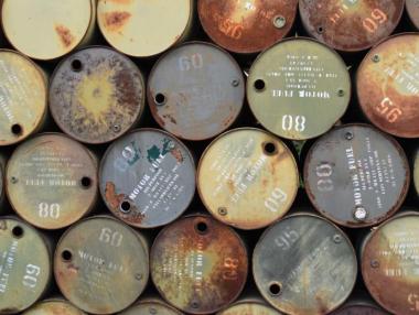 МАЕ: Цената на петрола ще остане около 60 долара през 2020 г.