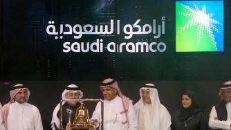 Акциите на Saudi Aramco скочиха с 10% над цената на предлагане