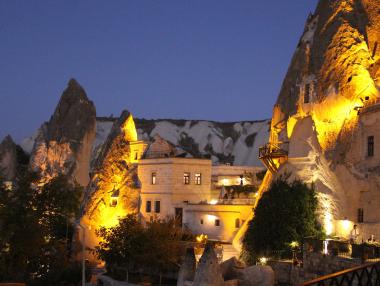 Хотелиери в Турция обясниха как туристите ще плащат „данъка за настаняване“