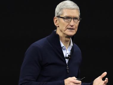 Каква заплата взе Тим Кук от Apple през 2019 г.