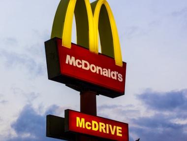 McDonald`s иска да сложи край на мениджърския „купон“