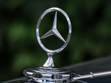 Инвеститори съдят Daimler за $1 млрд.