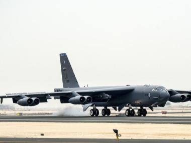 САЩ пращат шест бомбардировача B-52 в района на Близкия Изток