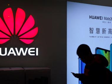 Вашингтон притиска Лондон да отхвърли  Huawei