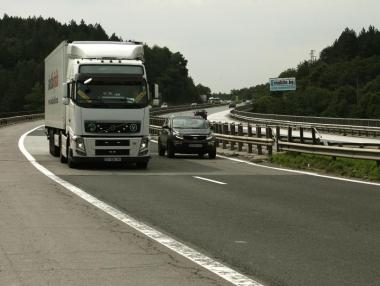 Превозвачите вече могат да купят бордови устройства за камионите си (обновена)