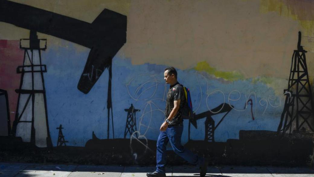 Цените на петрола паднаха до нивото преди американския удар срещу Иран