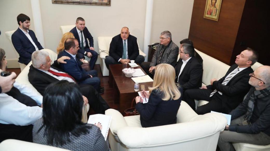 Борисов и превозвачите се договориха за още по-ниски тол такси