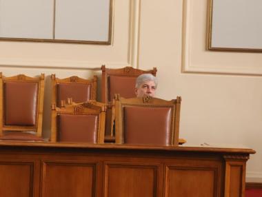 Нено Димов подаде оставката си от ареста, Борисов я прие