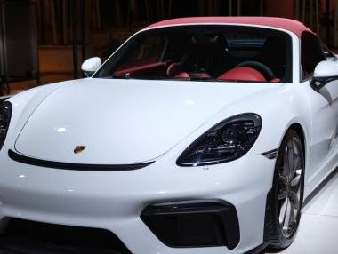 Въпреки трудностите Porsche отчита рекордни продажби
