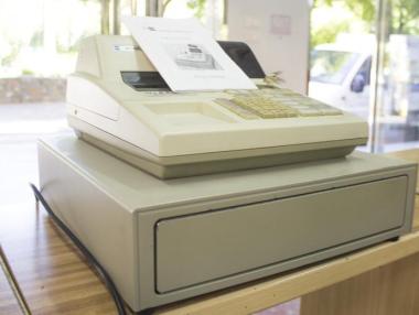 Срокът за касовите апарати няма да се удължава