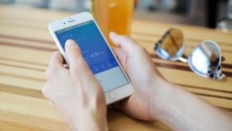 Потребителските разходи за мобилни приложения са скочили със 17% през 2019 г.