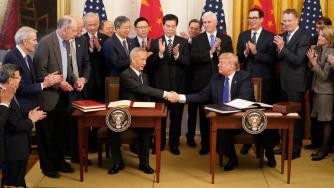 Тръмп: Първа фаза на търговската сделка с Китай ще донесе $250 млрд. на САЩ