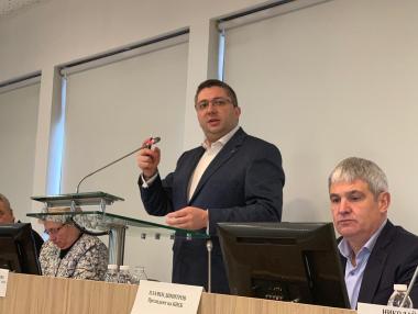 МРРБ се надява на 30% по-ниски разходи за ток на „Българския ВиК холдинг“