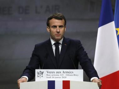 Тръмп е съгласен засега да няма 100% мита за френските вина