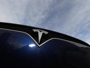 Tesla вече струва над 100 млрд. долара