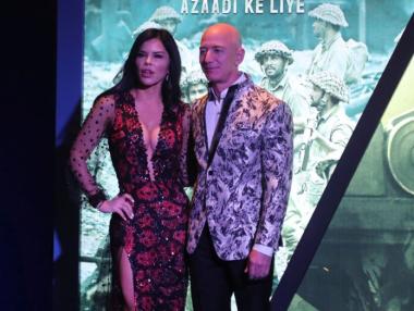 Безос събра на пищно парти таен клуб политици и милиардери