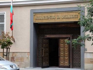 Държавата емитира 200 млн. лв. нов дълг при близка до 0% доходност