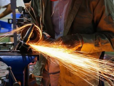 Несигурността в страната тревожи производителите далеч повече от липсата на кадри