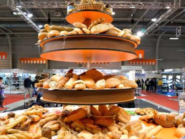 Хранителните стоки на едро продължават да поскъпват