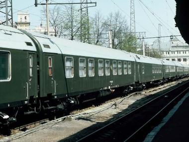Аварии притискат БДЖ за внос на 50-годишни пътнически вагони