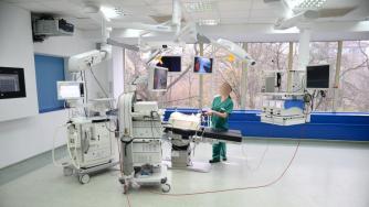 МЗ намалява глобата за студенти по медицина, отказващи да работят в България