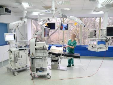 МЗ намалява глобата за студенти по медицина, отказващи да работят в България