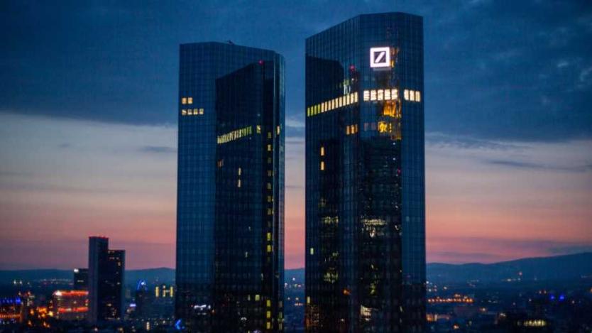 Новa инвестиция в Deutsche Bank прати акциите ѝ високо