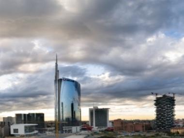 UniCredit съкращава 6000 работни места в Италия