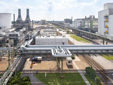 BASF прави завод за материали за батерии в Германия