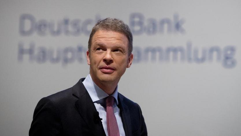 Deutsche Bank отново ще продава облигации от най-рисковия тип