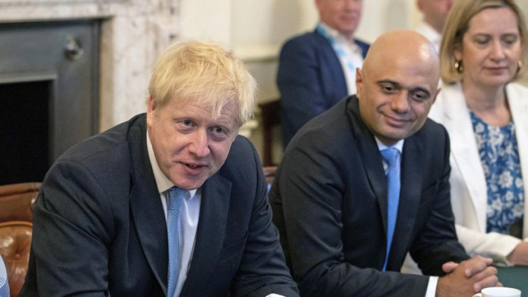 Британският финансов министър подаде оставка след скандал с Джонсън