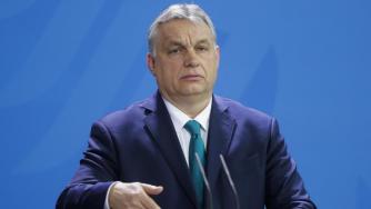 Орбан предупреди за „тъмни облаци“ над икономиката