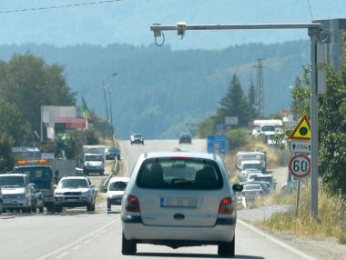 Тол системата вече следи за леки коли без винетка