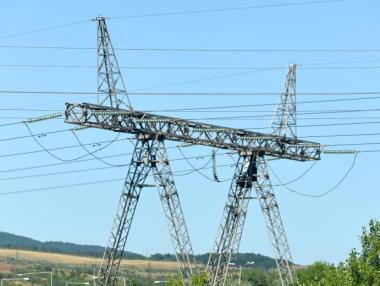 България отново е с най-високите в ЕС цени на тока за индустрията