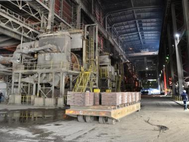 Бизнесът ще получи едва 15% от полагащата му се помощ за скъпия ток