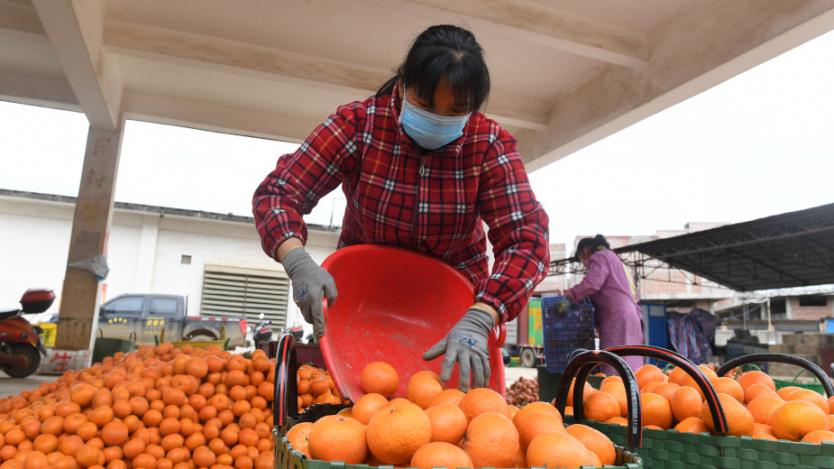 Китай ще освободи от мита 696 вида американски стоки