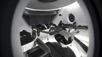 SpaceX изпраща четирима космически туристи около Земята до 2 години