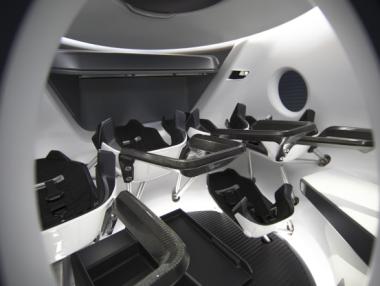 SpaceX изпраща четирима космически туристи около Земята до 2 години