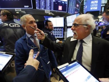 Инвеститорите чакат решението на Фед за бъдещата парична политика