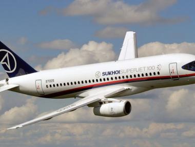 Никой не иска руския пътнически самолет Сухой суперджет 100