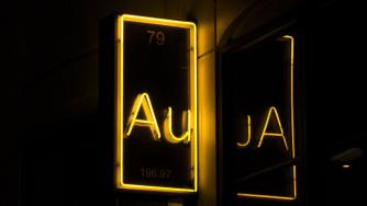 Златото достигна почти 7-годишен връх