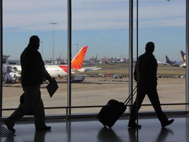 Как коронавирусът се отразява на полетите в България и по света