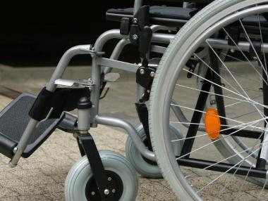 Държавата ще създава трудови центрове за хората с увреждания