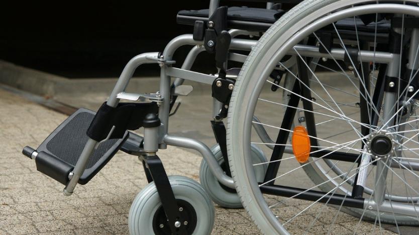 Държавата ще създава трудови центрове за хората с увреждания