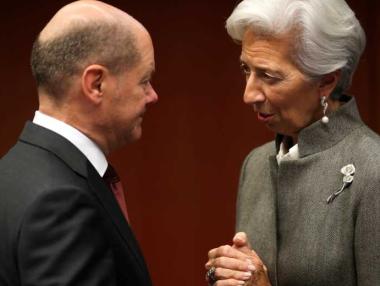 Германия може да се справи с голяма икономическа криза, увери финансовият министър